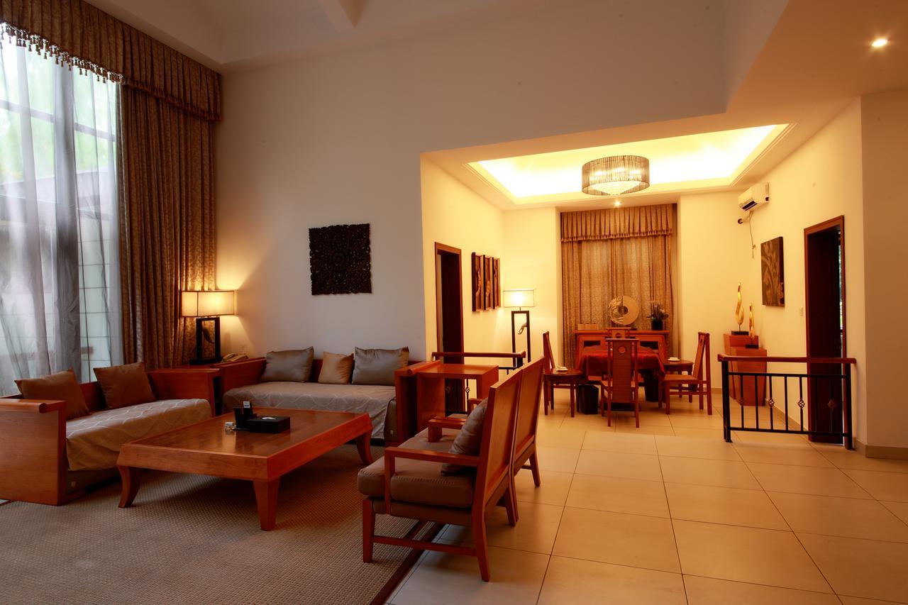 Country Garden Phoenix Hotel Jingmen ภายนอก รูปภาพ