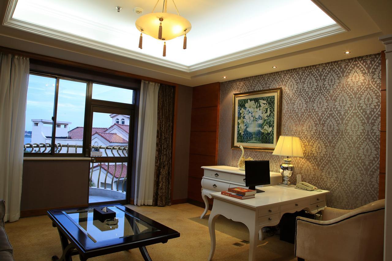 Country Garden Phoenix Hotel Jingmen ภายนอก รูปภาพ