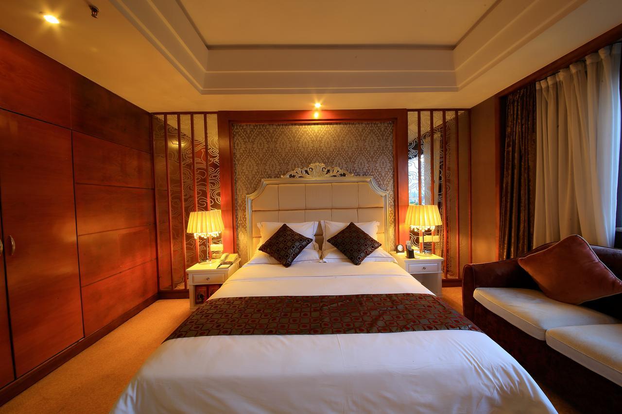 Country Garden Phoenix Hotel Jingmen ภายนอก รูปภาพ
