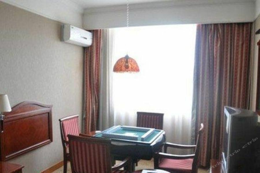 Country Garden Phoenix Hotel Jingmen ภายนอก รูปภาพ